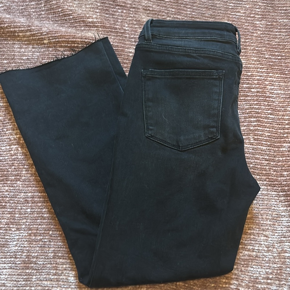 Risen black cropped flare jeans